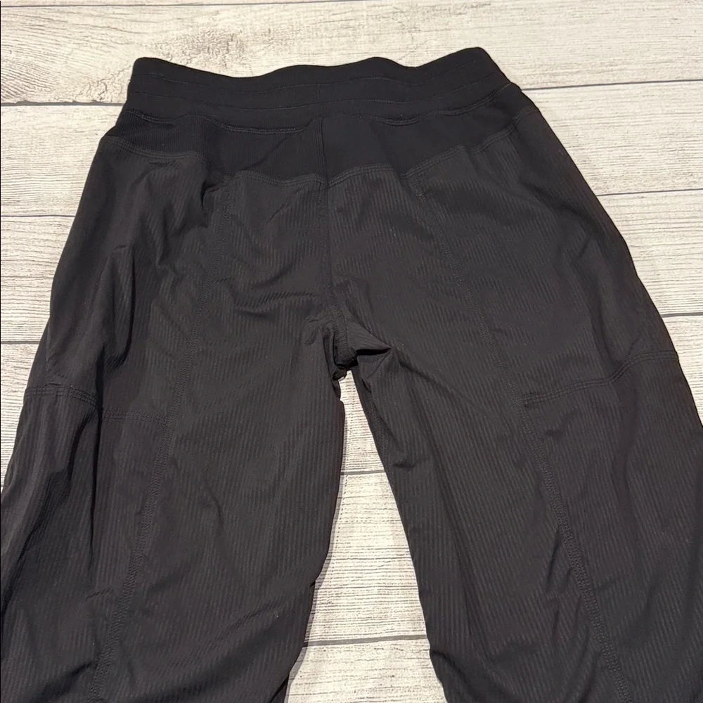 🍋Women’s Lululemon Dance Studio Pant III Lined 32" Size 4 Black W5AERR🍋 - Picture 11 of 16